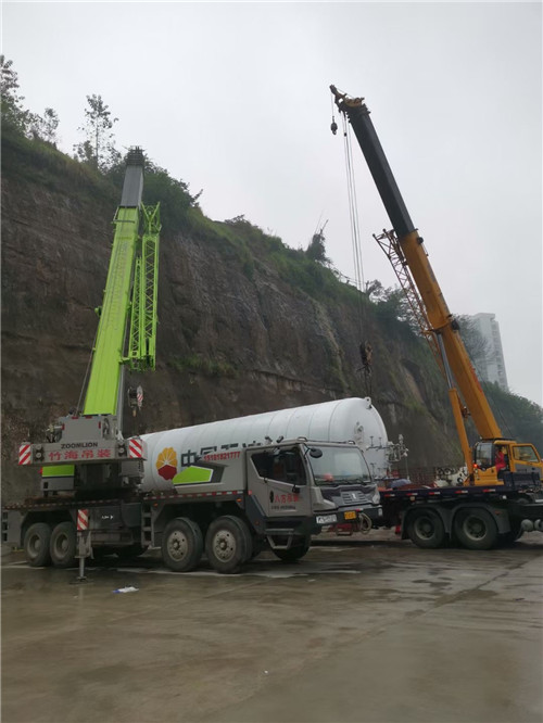 任城区“不怕风雨冻”—— 吊车的 “恶劣环境适应” 技术